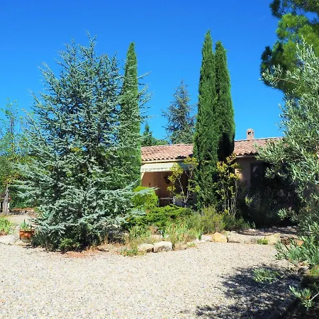 Charming Ground Floor With Private Pool,